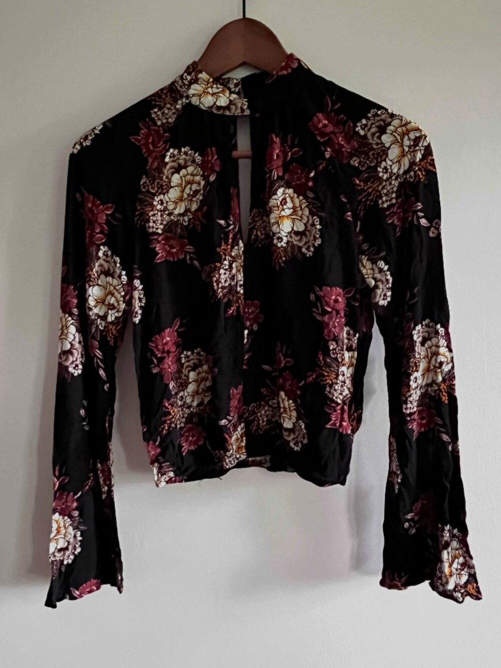 Chloe & Katie Floral Top - GUC - Sz. Small